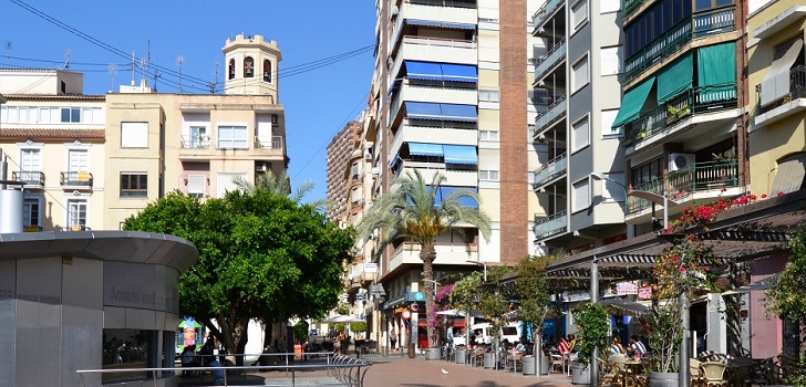Baleares, Canarias y Alicante copan la compra de vivienda por parte de extranjeros